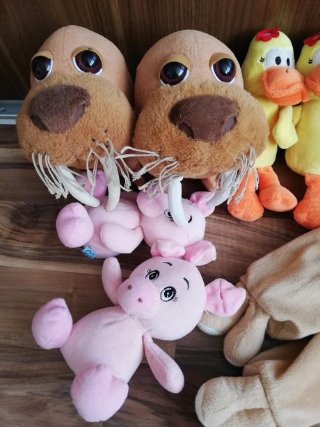 Plyšové hračky 14 ks, cena spolu,