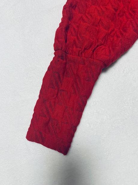 Tmavočervený top s 3d vzorom na zips zn. magenta, m