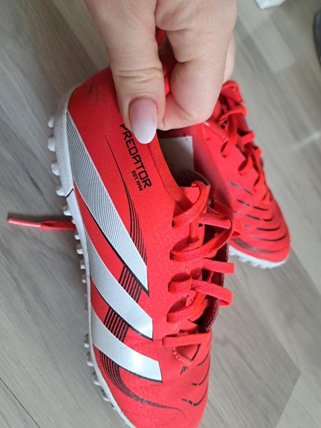 Adidas predátor kopačky tarify 34, adidas,34