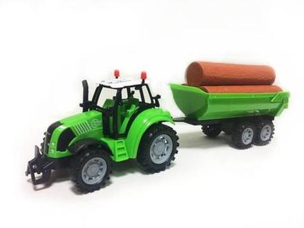 Traktor s vlečkou s drevom, 