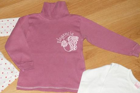 Tricka + nohavice, vyborny stav, 98