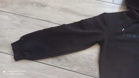 Croptop mikina 146, 146