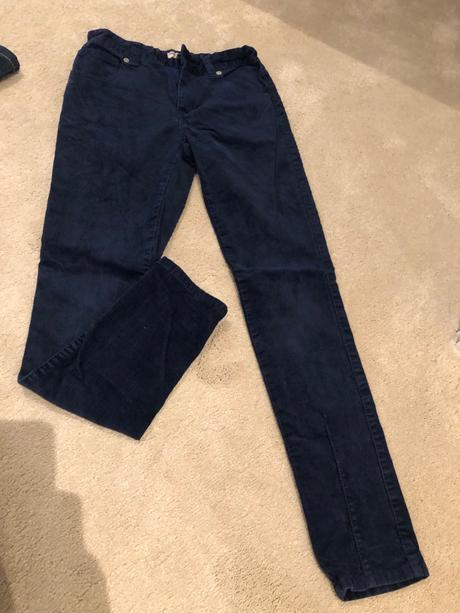 Menčestrove nohavice, marks & spencer,146