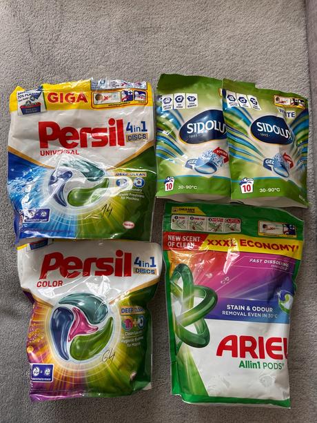 Ariel ,persil,