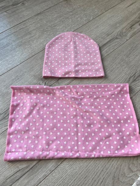 Čiapka s nákrčníkom, 98