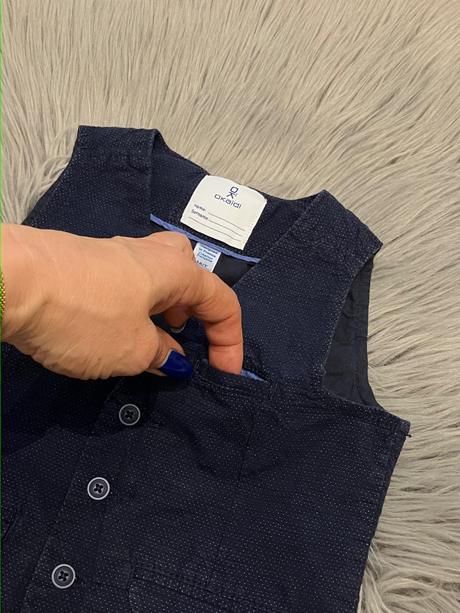 Chlapčenská elegantná vesta bodkovaná (98), 98