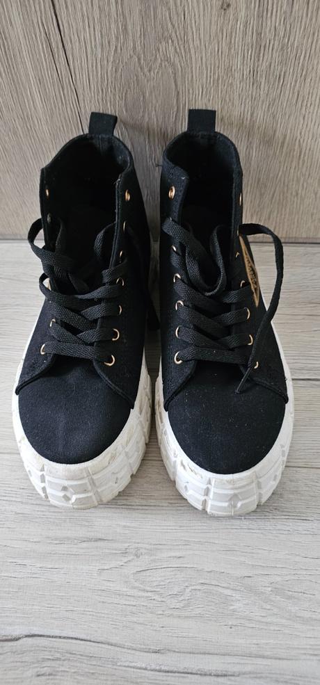 Prechodne plátene topanky v.37, 37