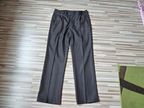 Tmavosivy pansky oblek, l