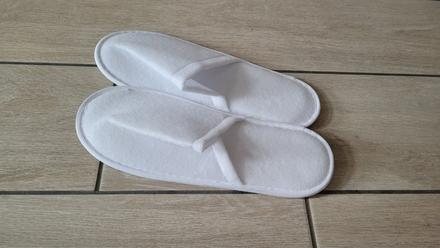 Slapky pre hosti, 40