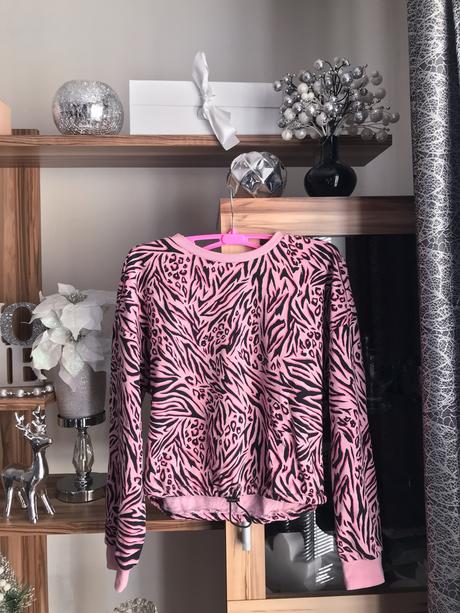 Oversize crop mikina, atmosphere,s