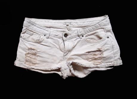 Šortky review, review,s