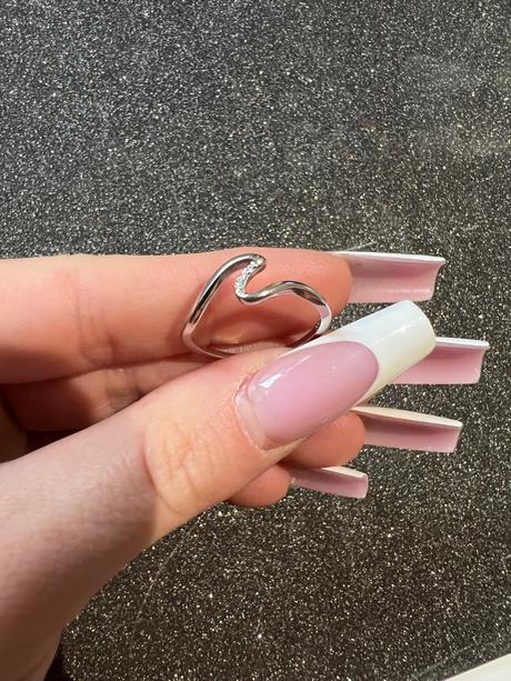 Strieborný prsteň, 