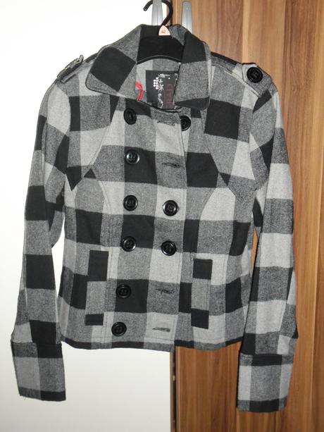 Flaušový kabát nenosený, s