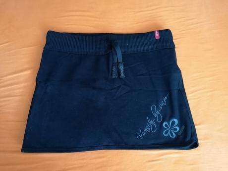 Dievčenská sukňa, 170