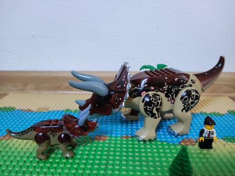 Veľký dino s mláďaťom 28/12cm, 