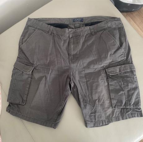 Pánske kraťasy, 44