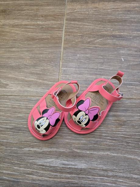 Sandále 6-12m, disney,18