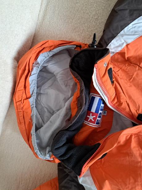 Zimná alebo lyžiarska bunda, 38