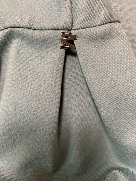 Šaty s nazberanými rukávmi zn. magenta, m / s