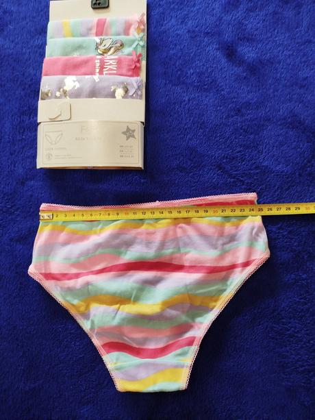 Nové nohavičky, f&f,128