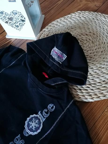 Mikina cierna s kapucnou 110-116, 110