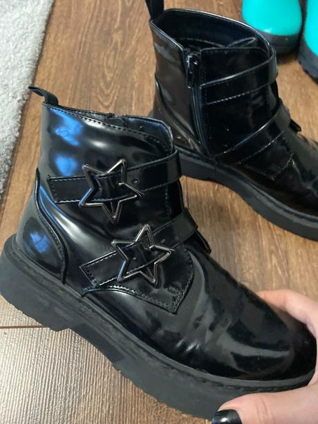 Topanky, reserved,37