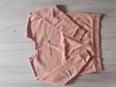 Mikina, atmosphere,36