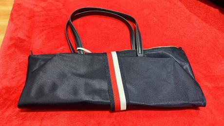 Tommy hilfiger kabelka, tommy hilfiger