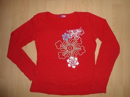 Cervene tricko s dlhym rukavom, s
