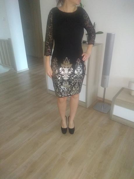 Spoločenské šaty, 42