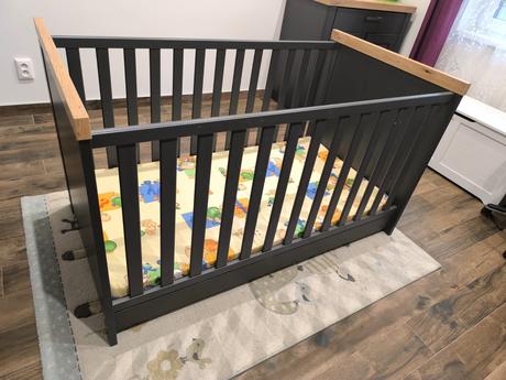 Predám detskú postielku., šírka (cm): 70,dĺžka (cm): 140