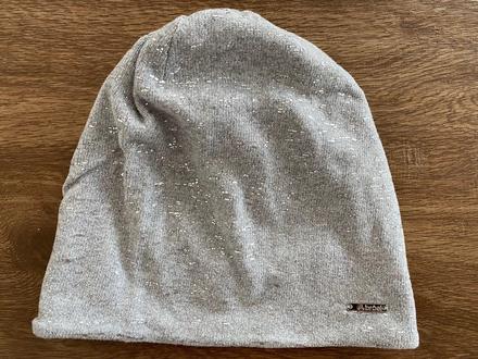 Sivá ciapka, broel,128