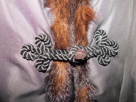 Pekna luxusna damska zimna bunda, 42