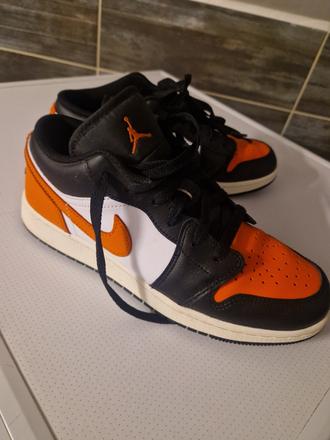 Tenisky jordan, air jordan,40