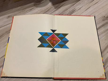 Retro stará kniha o smelej dievčine 1973,