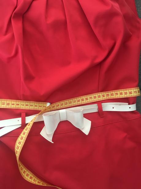 Dámske spoločenské šaty, m