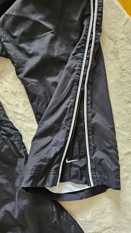 Ľahké čierne šuštiakové nohavice, zn. nike, xl, nike,xl