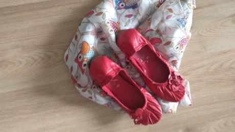 Červené balerínky, 35