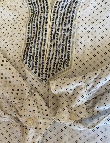 Blúzka zn. h&m s potlačou a výšivkou v. 36, h&m,36