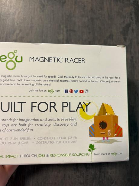 Tegu - magneticke autičko na motoriku, 