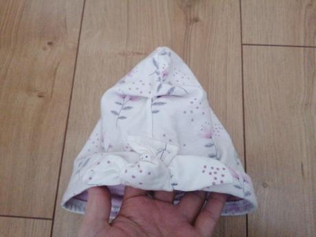 Dvojvstvový turban, 74