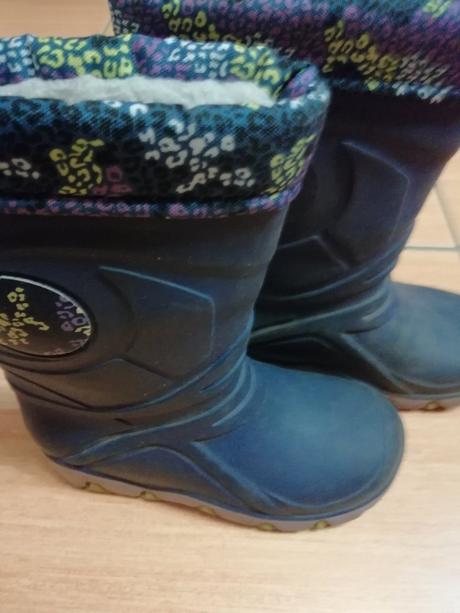 Gumáky s futrom, lupilu,24