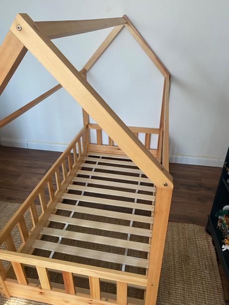 Postel domcek, šírka (cm): 85,dĺžka (cm): 160