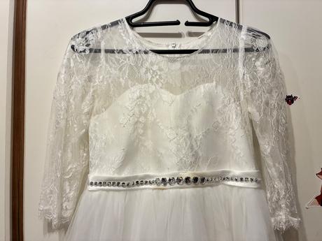 Šaty na prvé sväté prijímanie, 146