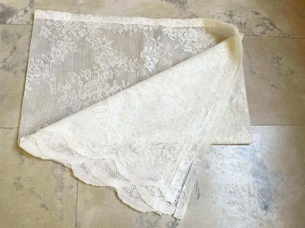 Dlhý krajkový obrus / štóla,