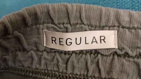 Detské tepláky, 128