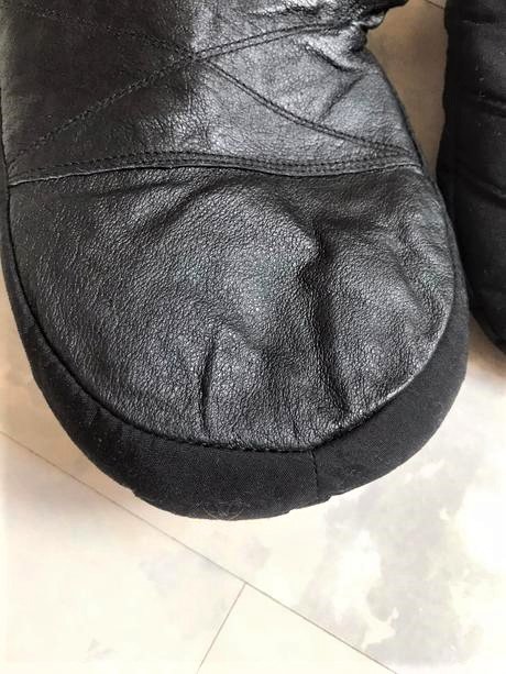 Lyžiarske rukavice,