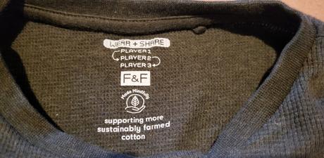 Svetrík velk. 140/146, f&f,140