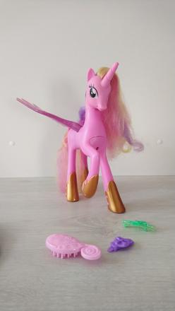My little pony princezná cadence, 