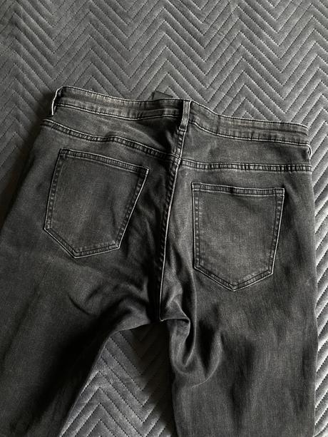 Skinny rifle s dierami, h&m,42